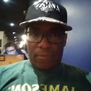 Meet your Posher, Carl